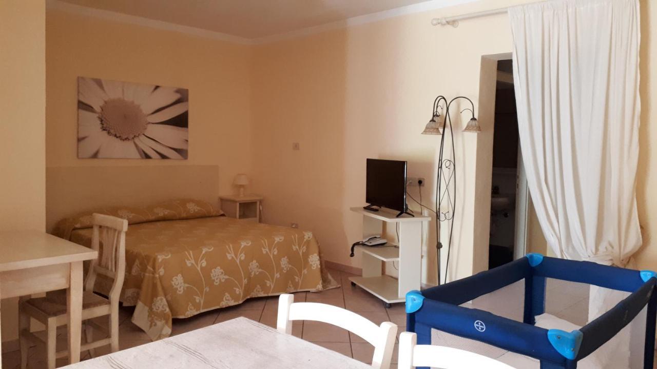 Residential Hotel Villaggio Innamorata Capoliveri  Exterior photo