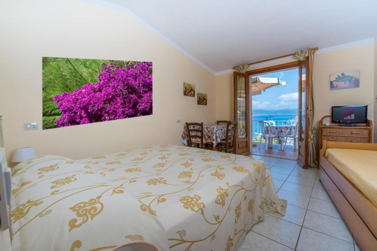 Residential Hotel Villaggio Innamorata Capoliveri  Exterior photo