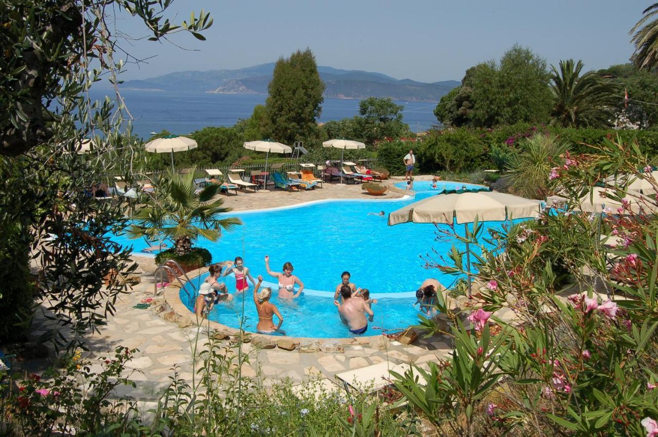 Residential Hotel Villaggio Innamorata Capoliveri  Exterior photo